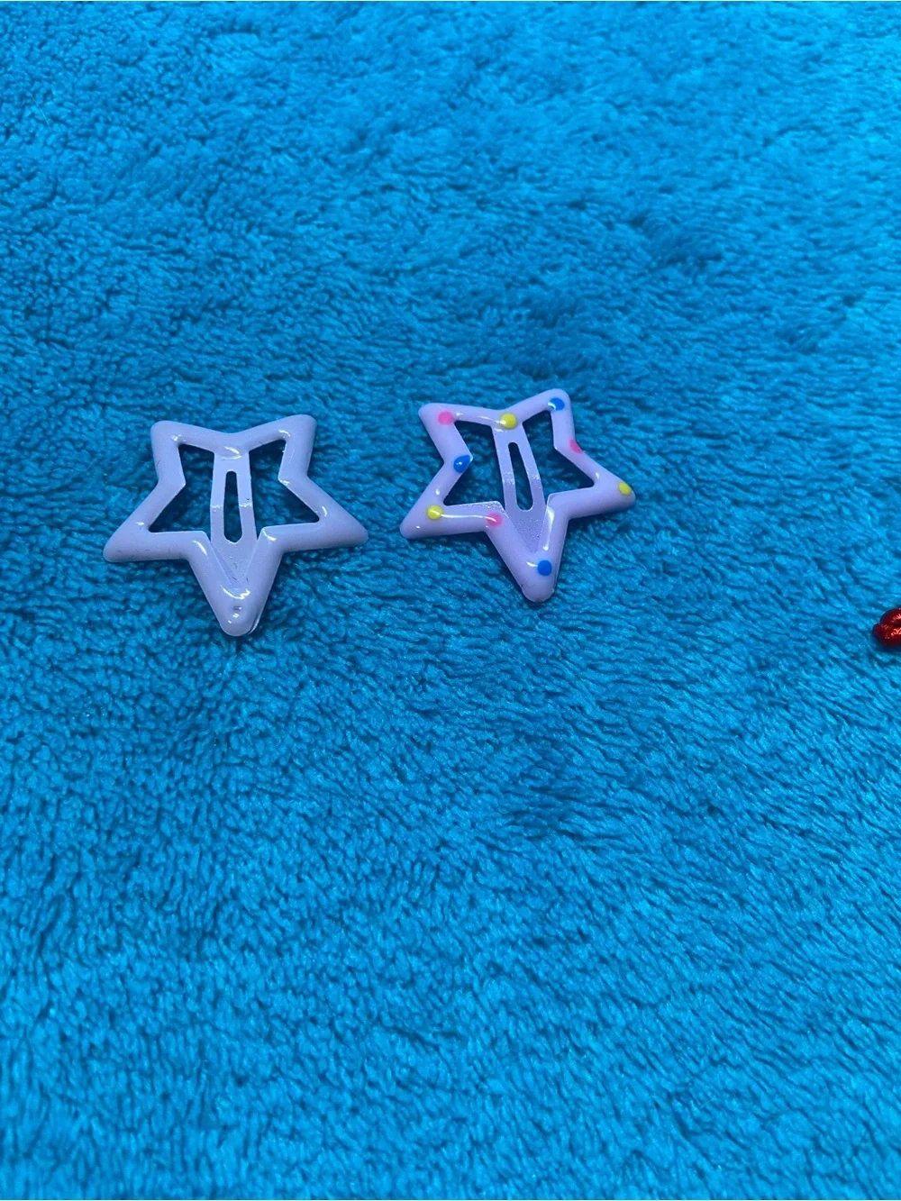 Hair clips, claws and ties